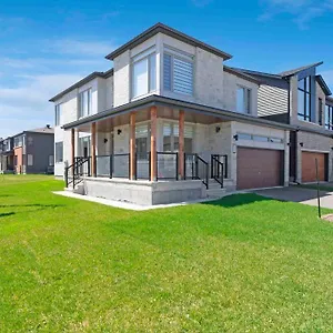 Apartment Stonebridge Golf Nest, Ottawa